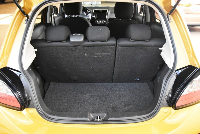 Mitsubishi Space Star bild 15