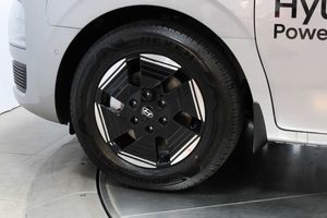 Hyundai Staria bild 6