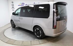 Hyundai Staria bild 8