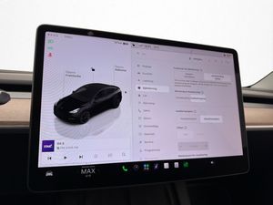 Tesla Model Y bild 27