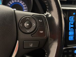 Toyota Auris bild 18