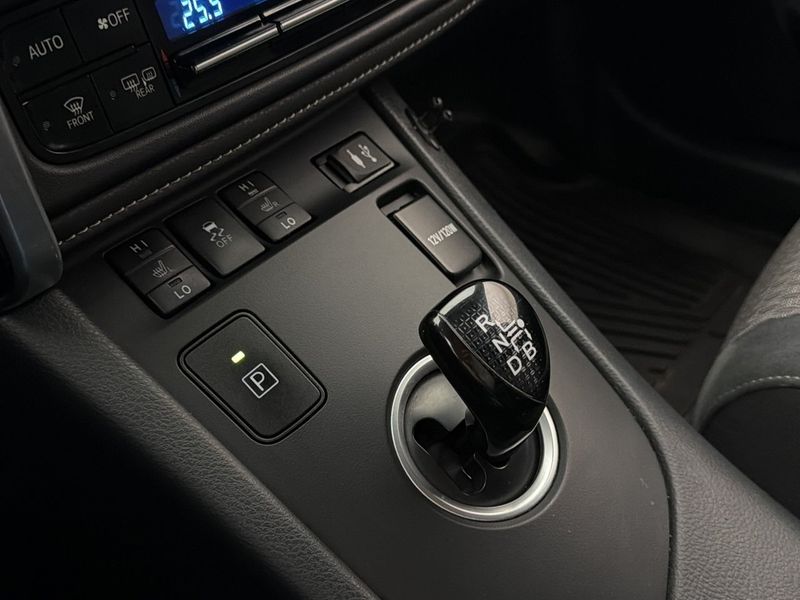 Toyota Auris bild 24