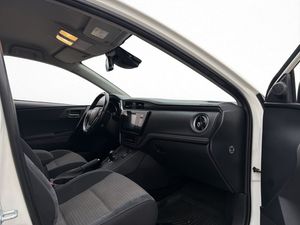 Toyota Auris bild 26