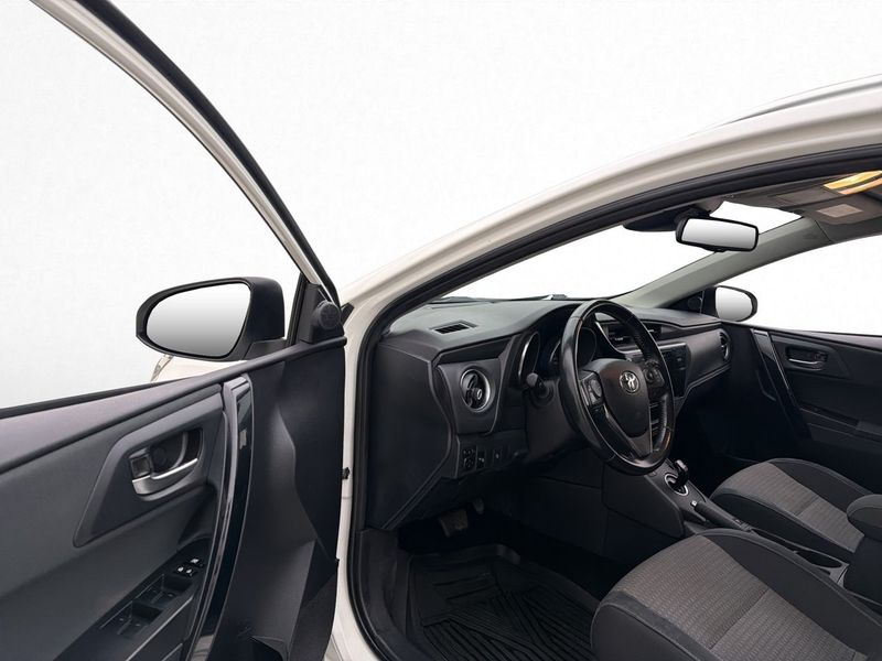 Toyota Auris bild 10
