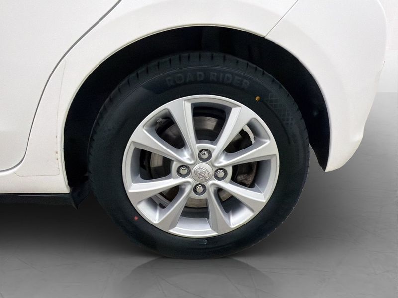 Toyota Yaris bild 28