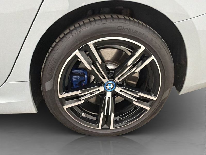 BMW 330 bild 35