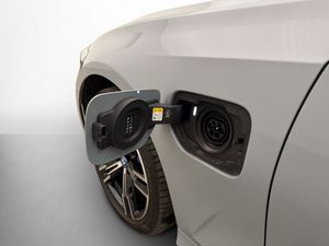 BMW 330 bild 33
