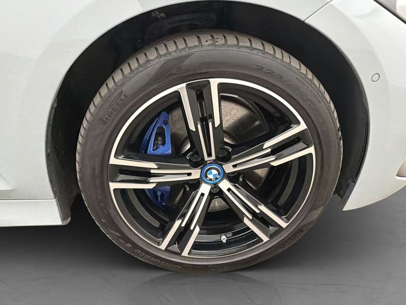 BMW 330 bild 37