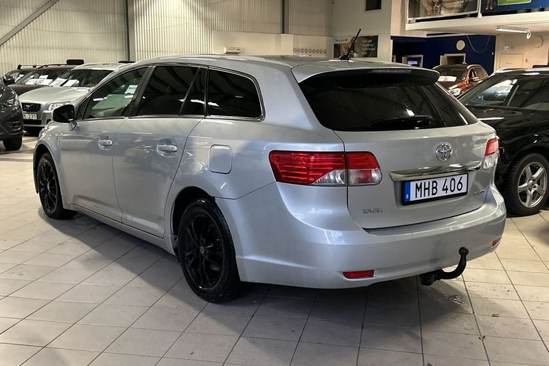 Toyota Avensis bild 12