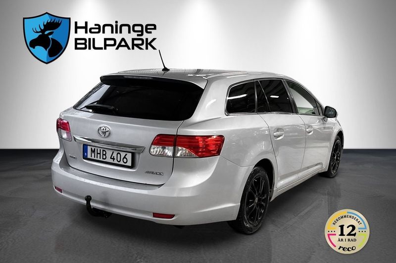 Toyota Avensis bild 9