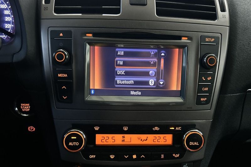 Toyota Avensis bild 21