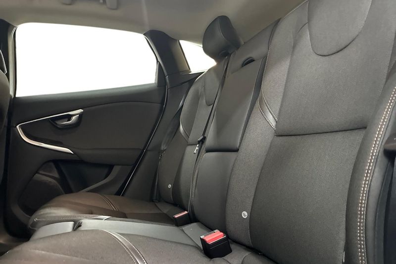 Volvo V40 bild 13