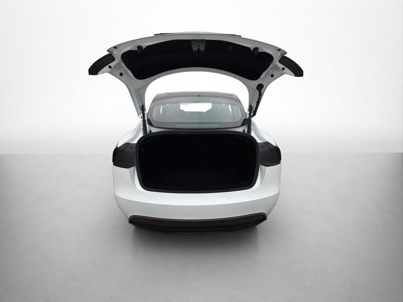 Tesla Model 3 bild 28