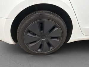 Tesla Model 3 bild 32