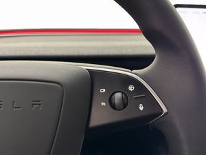 Tesla Model 3 bild 20