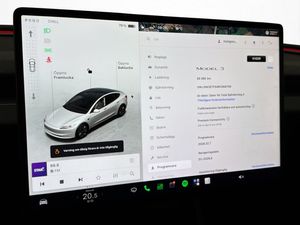 Tesla Model 3 bild 26