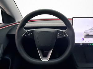 Tesla Model 3 bild 14