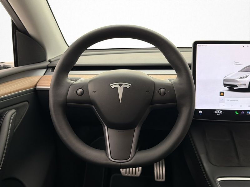Tesla Model Y bild 14