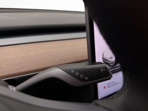Tesla Model Y bild 20