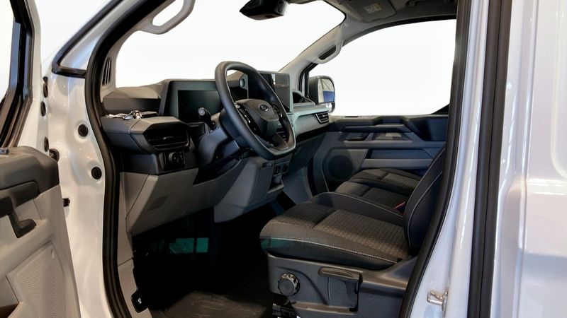 Ford Custom bild 15