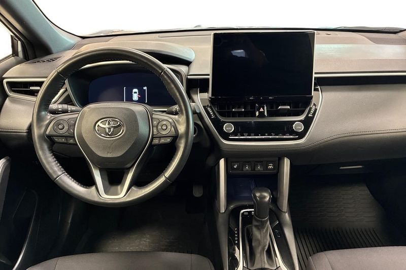 Toyota Corolla Cross bild 8