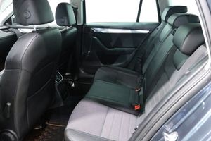 Skoda Octavia bild 8