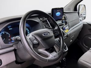 Ford Tourneo Custom bild 8