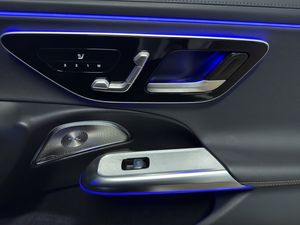 Mercedes E300 bild 17