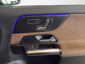 Mercedes GLA250 bild 16