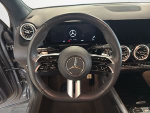 Mercedes GLA250 bild 11
