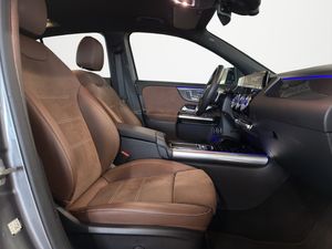 Mercedes GLA250 bild 17
