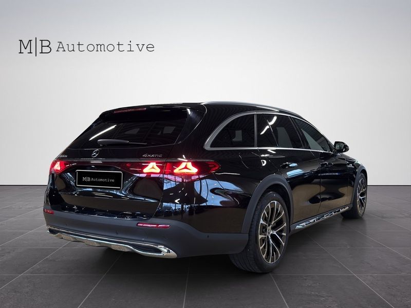 Mercedes E300 bild 6