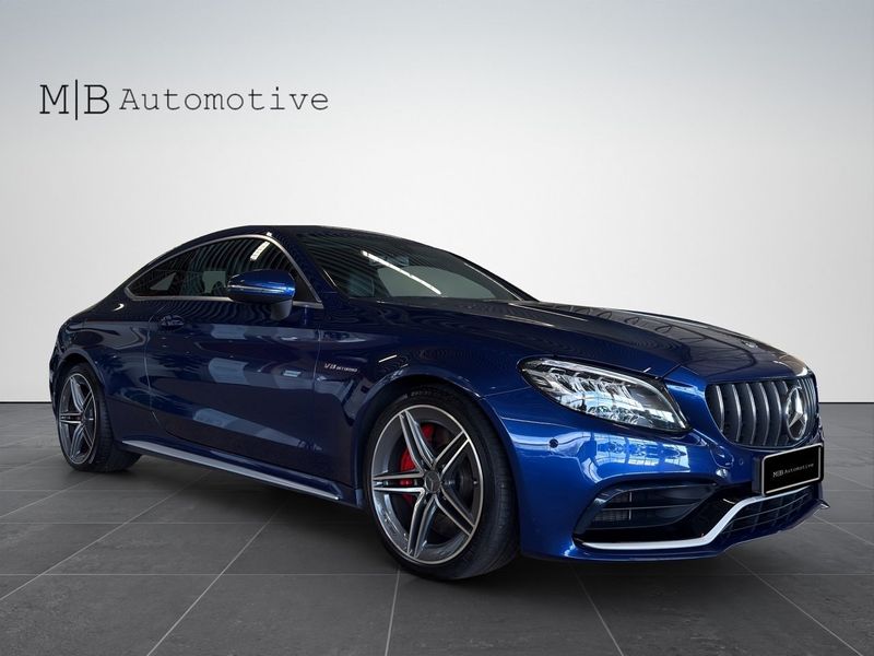 Mercedes C63 AMG bild 8