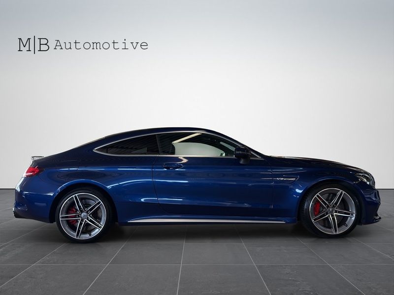 Mercedes C63 AMG bild 7