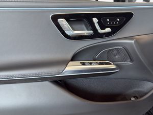 Mercedes E300 bild 14