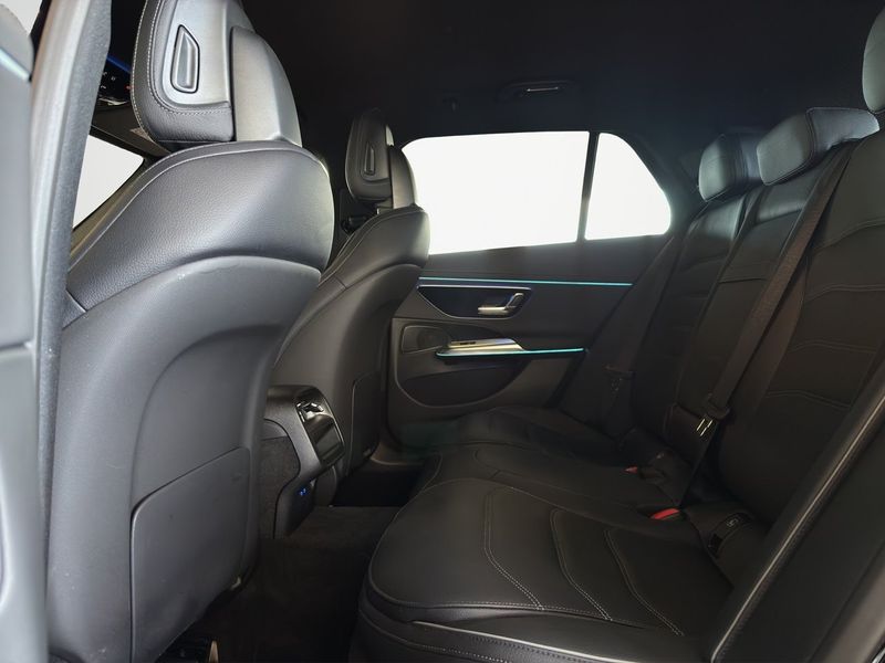 Mercedes E300 bild 15