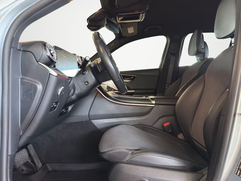 Mercedes GLC220 bild 9