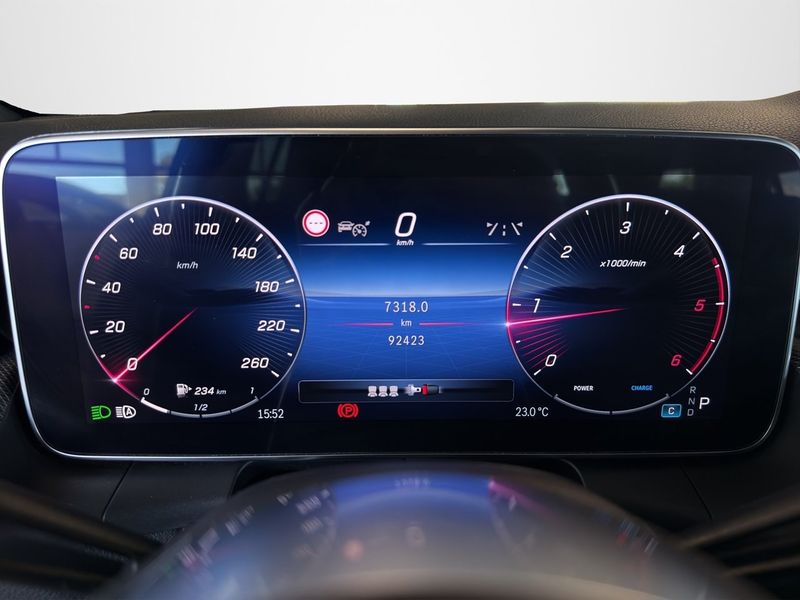 Mercedes GLC220 bild 11