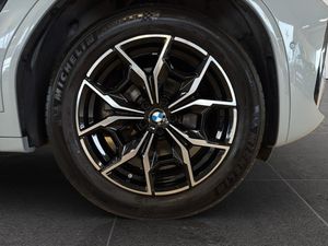 BMW X4 bild 16
