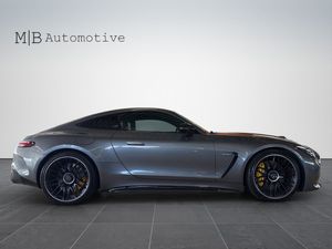 Mercedes AMG GT bild 7