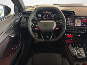 Audi RS3 bild 10