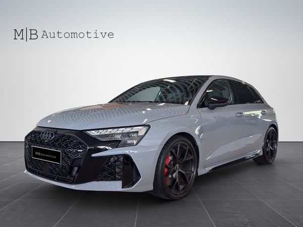 Audi RS3 Sportback 2.5 TFSI quattro S Tronic PANO / - 2025