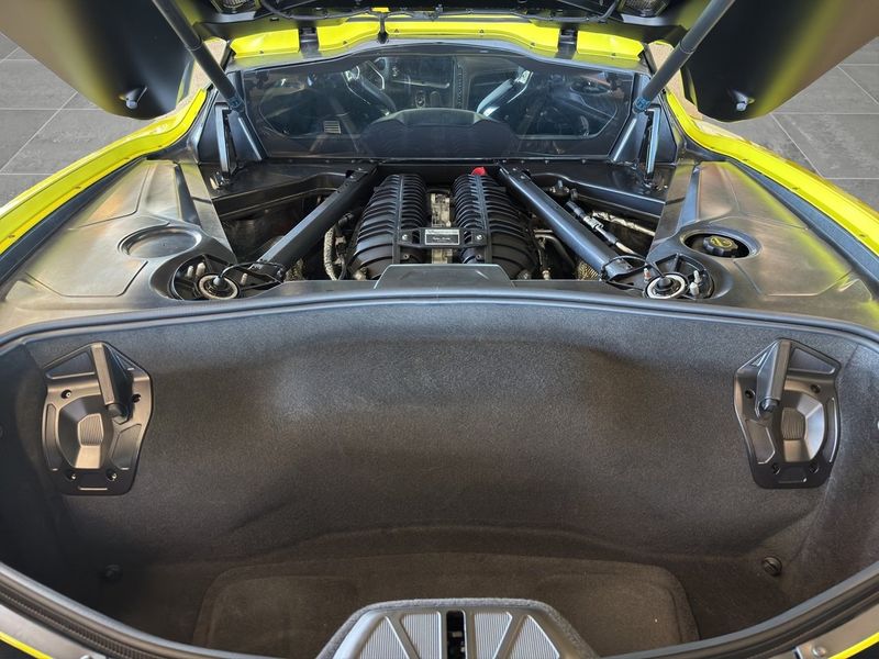 Chevrolet Corvette bild 18