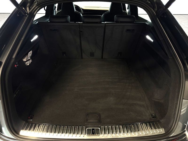Audi Q8 bild 16