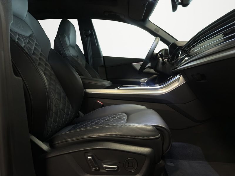 Audi Q8 bild 15