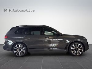 BMW X7 bild 7