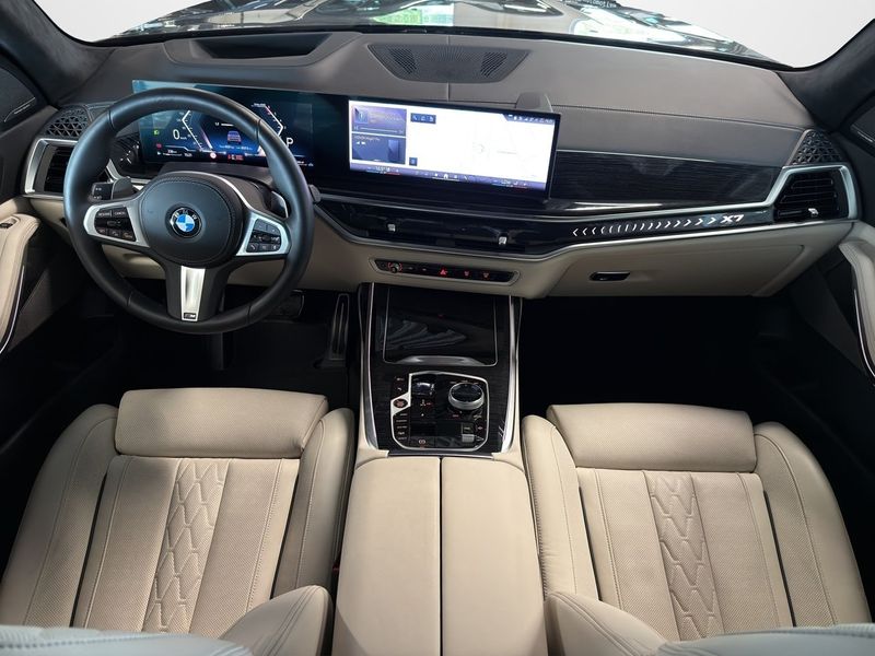 BMW X7 bild 11