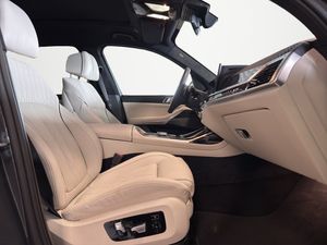 BMW X7 bild 18