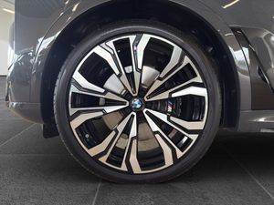 BMW X7 bild 23