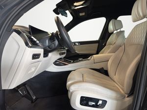 BMW X7 bild 9